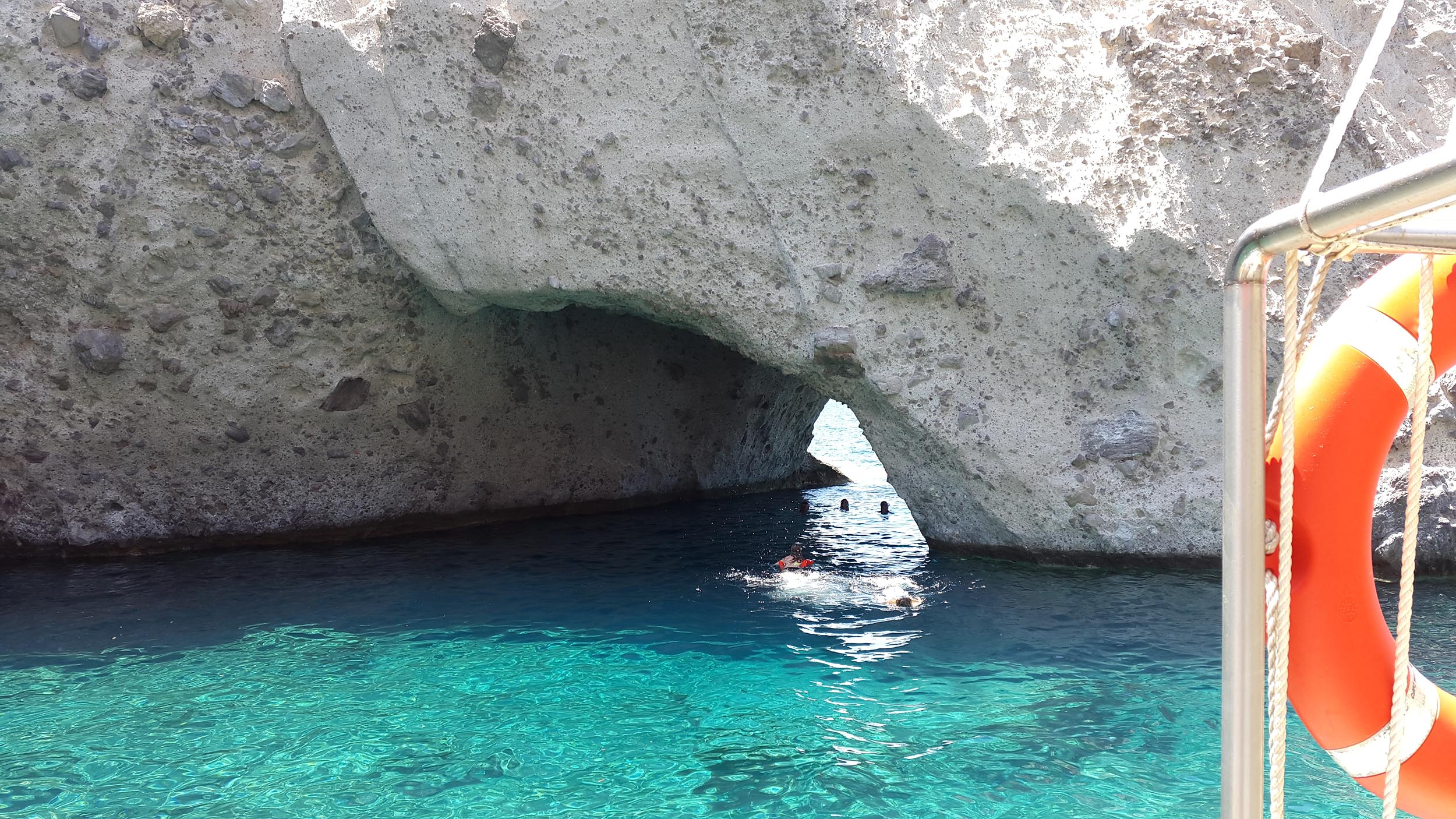 sparos croisières quotidiennes croisières privées bateau journée excursion île de Paros 509