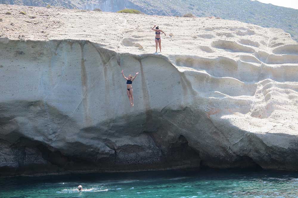 sparos croisières quotidiennes croisières privées bateau journée excursion île de Paros 2